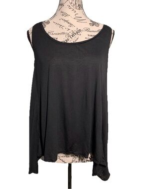 NWT Victoria’s Secret Black Split-Back Handkerchief Hem Tank Top Women’s Sz M